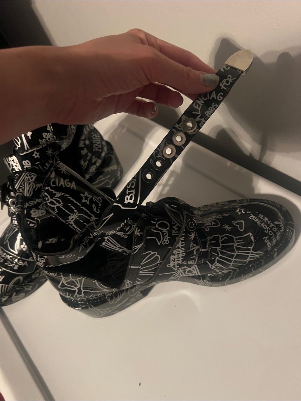 Balenciaga Black & White Graffiti Leather Ankle Shoes - Picture 10 of 12